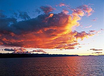 《死亡空间重制版》没有读盘画面游戏全程一镜到底